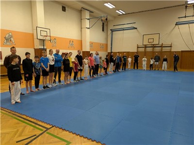 Trénink karate B s rodiči