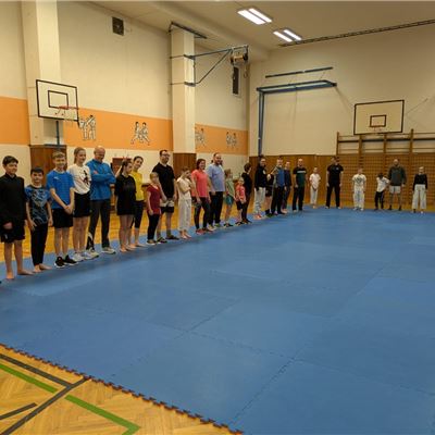 Trénink karate B s rodiči